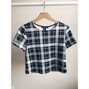 Forever 21 Black and White Patterned Top